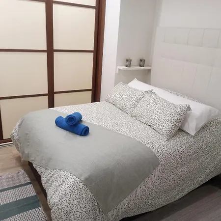 Apartamento Casco Viejo, Tranquilo, Reformado, A Pie