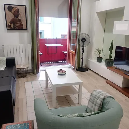 Apartamento Casco Viejo, Tranquilo, Reformado, A Pie